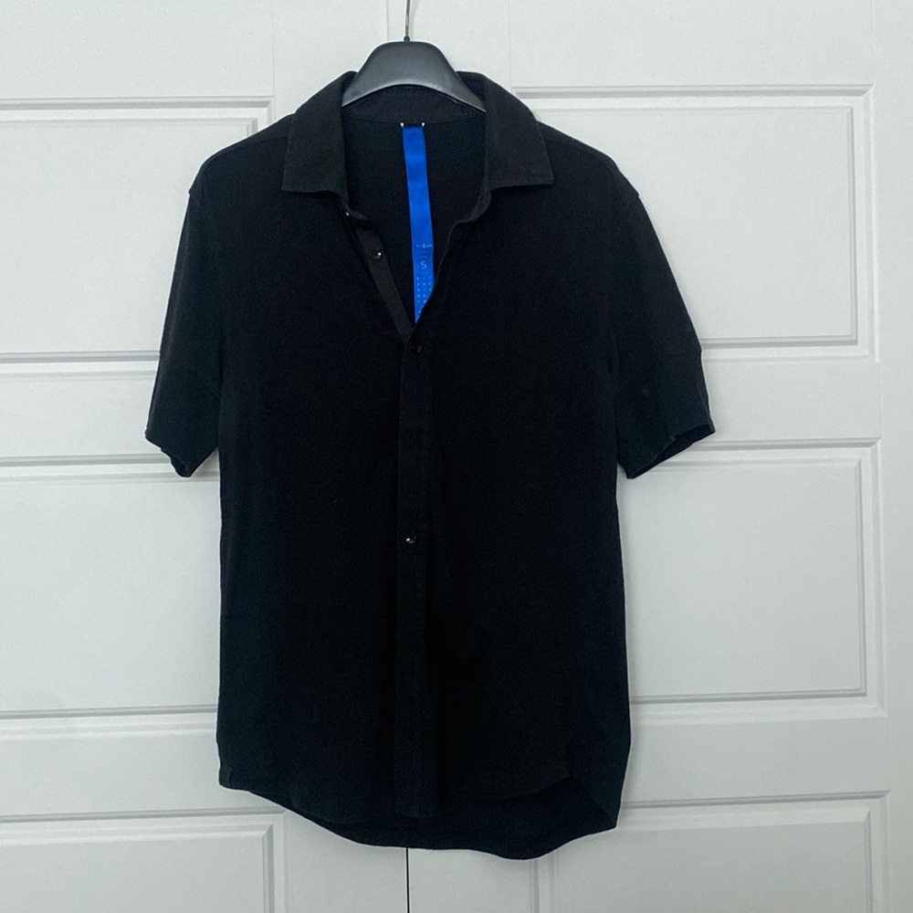 Kit & Ace Short Sleeve Button Up